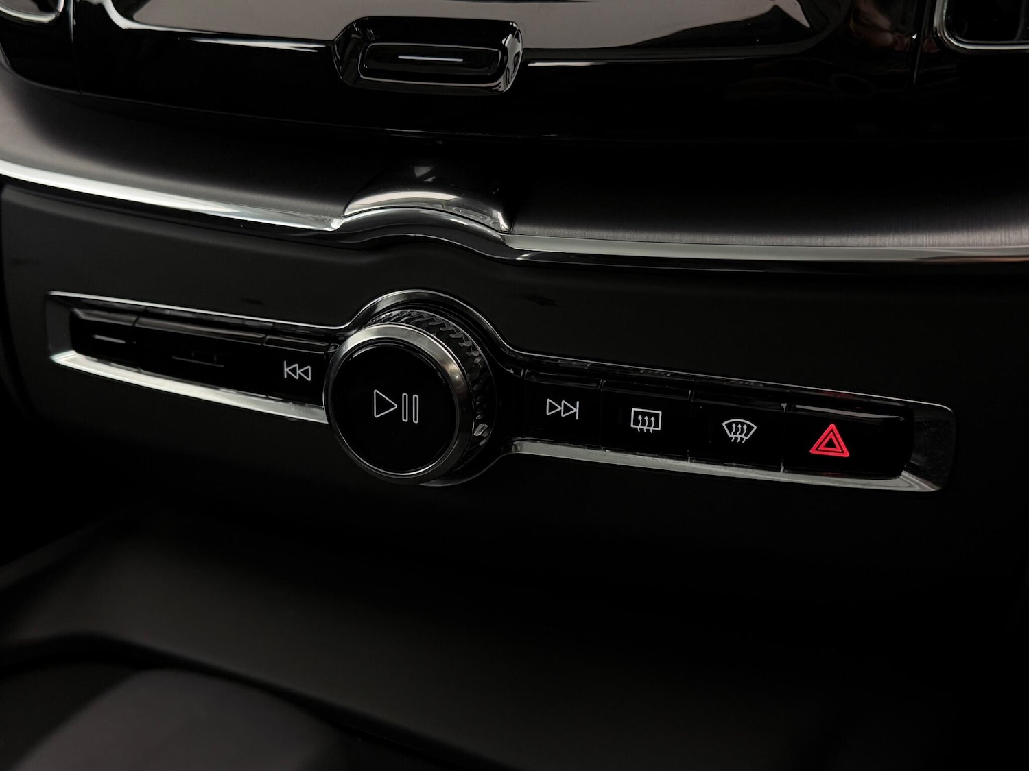 Used Volvo XC60 2022 for sale - 77246850: Photo 35