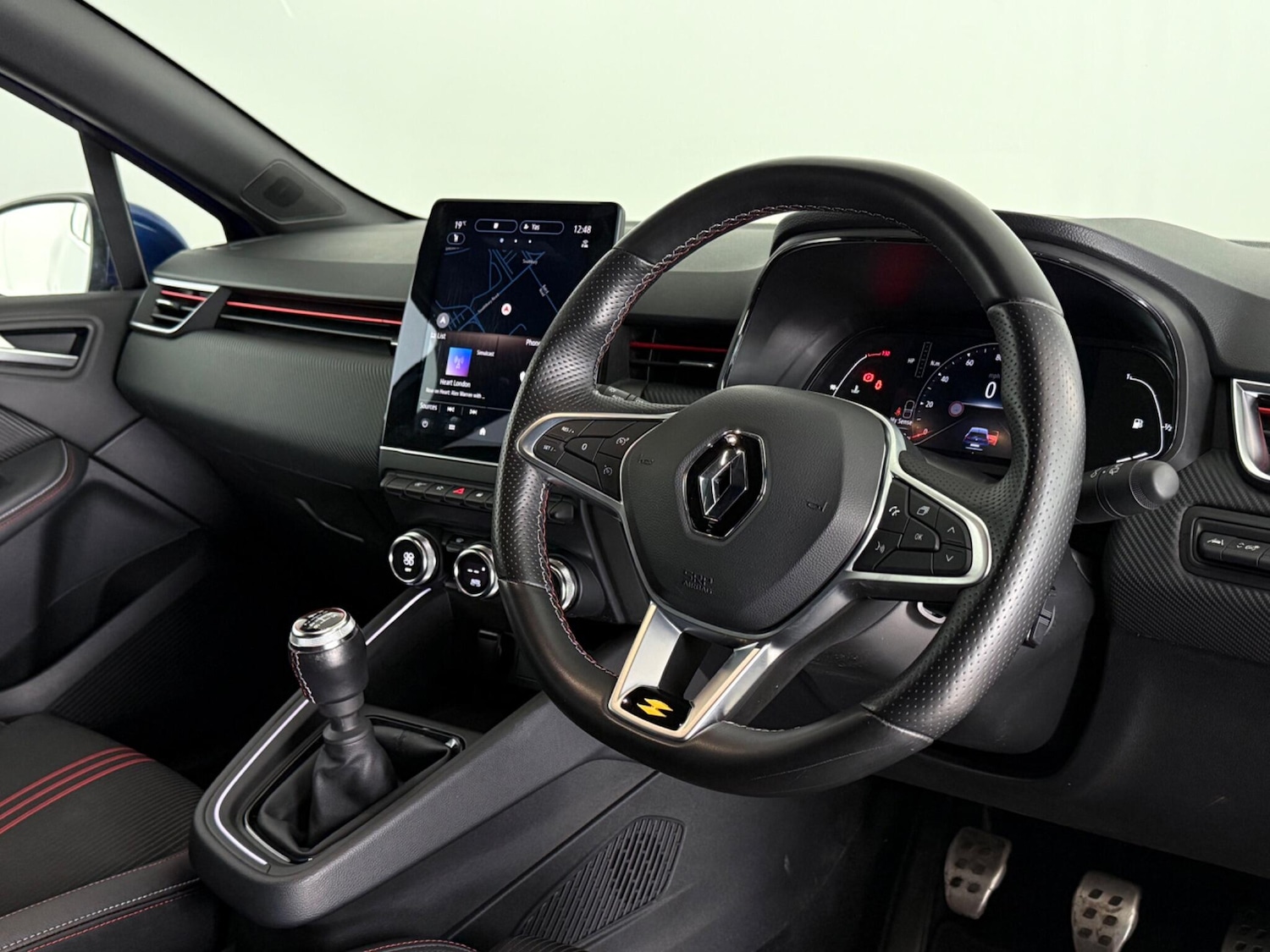 Used Renault Clio 2022 for sale - 77243977: Photo 11