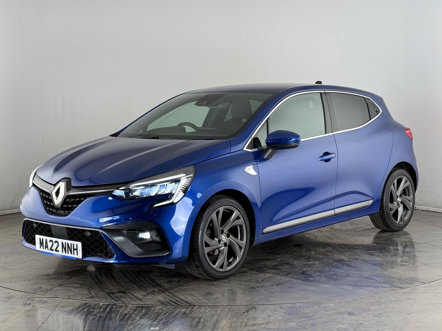 Used Renault Clio 2022 for sale - 77243977: Photo 2