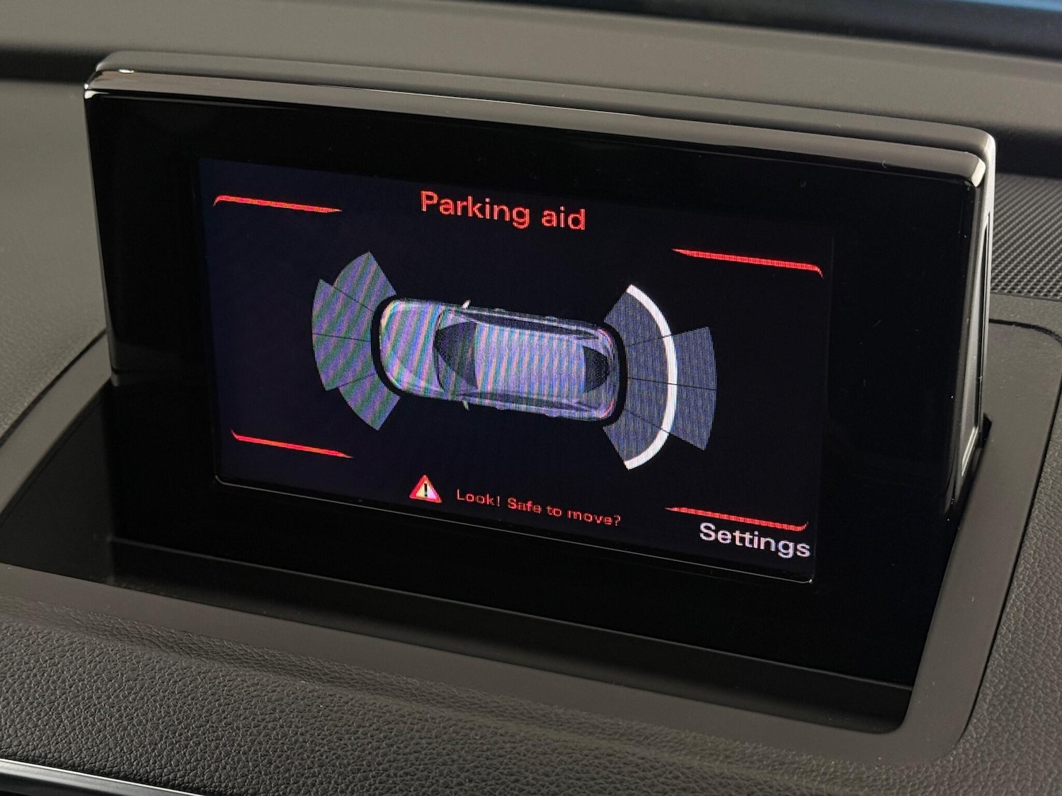 Used Audi Q3 2016 for sale - 77247067: Photo 23