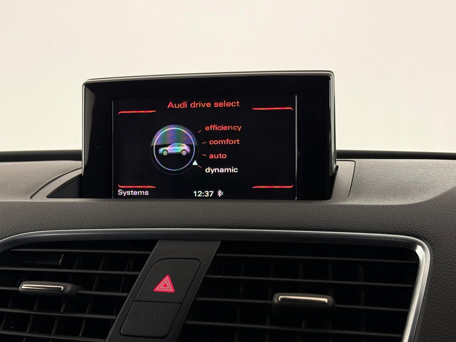 Used Audi Q3 2016 for sale - 77247067: Photo 26