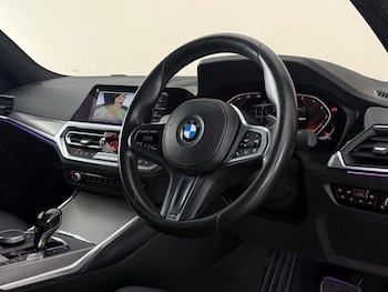 Used BMW 3 Series 2019 for sale - 78898889: Photo