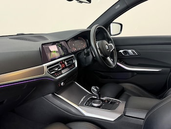 Used BMW 3 Series 2019 for sale - 78898889: Photo