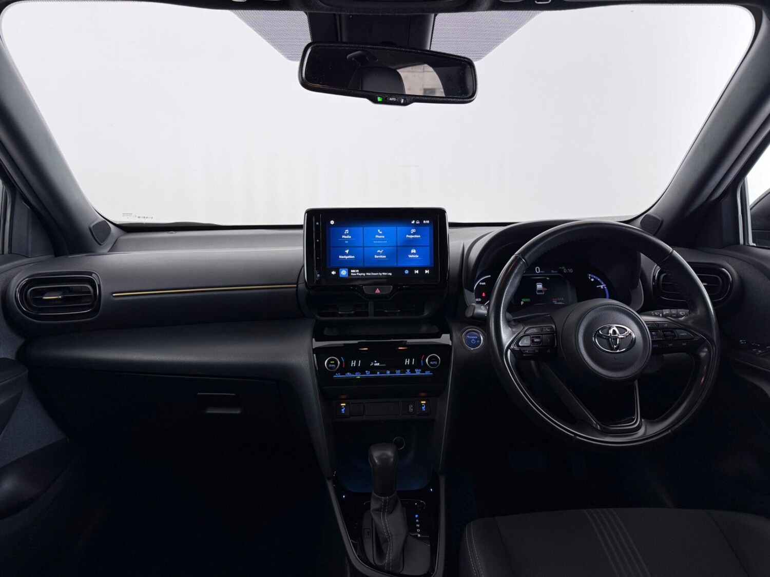 Used Toyota Yaris Cross 2022 for sale - 77359353: Photo 14