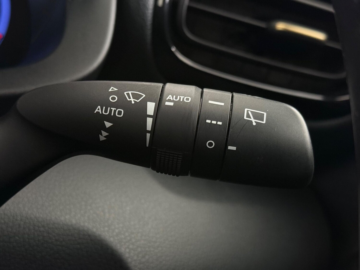 Used Toyota Yaris Cross 2022 for sale - 77359353: Photo 19