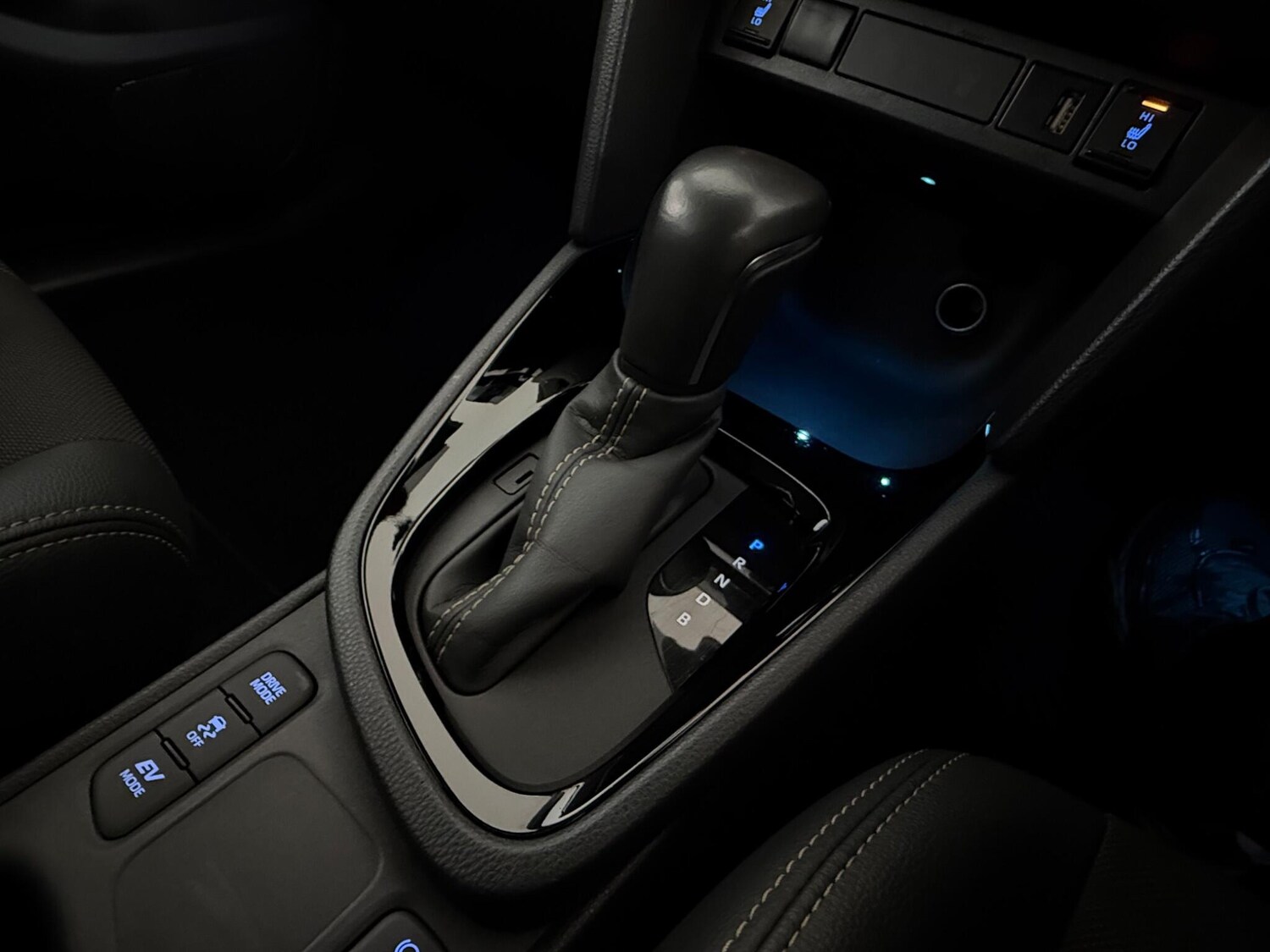 Used Toyota Yaris Cross 2022 for sale - 77359353: Photo 28