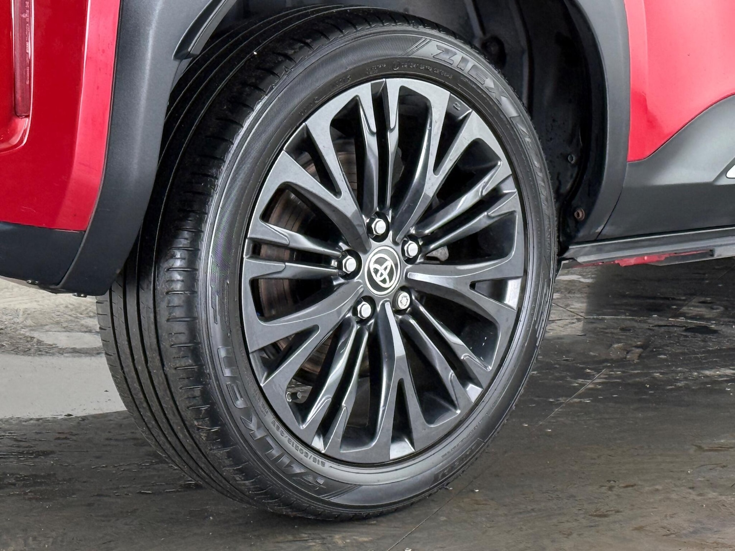 Used Toyota Yaris Cross 2022 for sale - 77359353: Photo 8