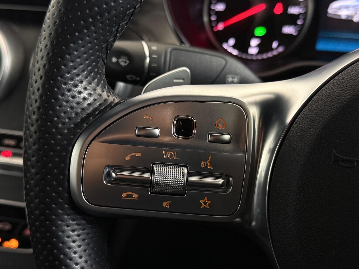 Used Mercedes-Benz C Class 2021 for sale - 76466886: Photo 21