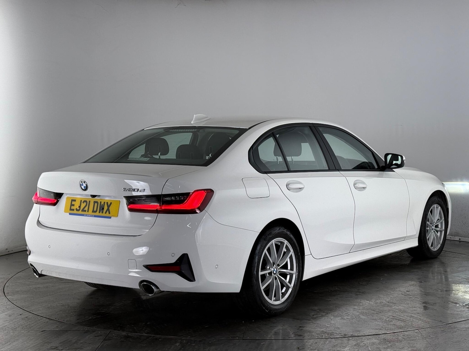 Used BMW 3 Series 2021 for sale - 76467059: Photo 5