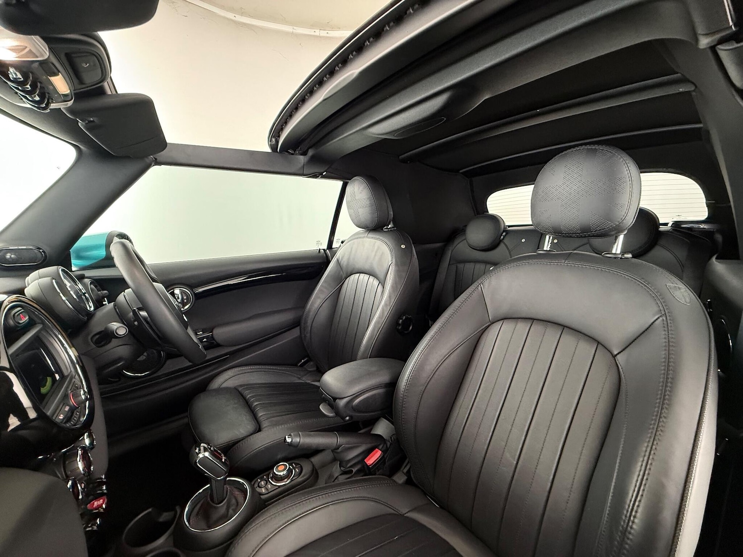 Used MINI Convertible 2020 for sale - 77182391: Photo 15