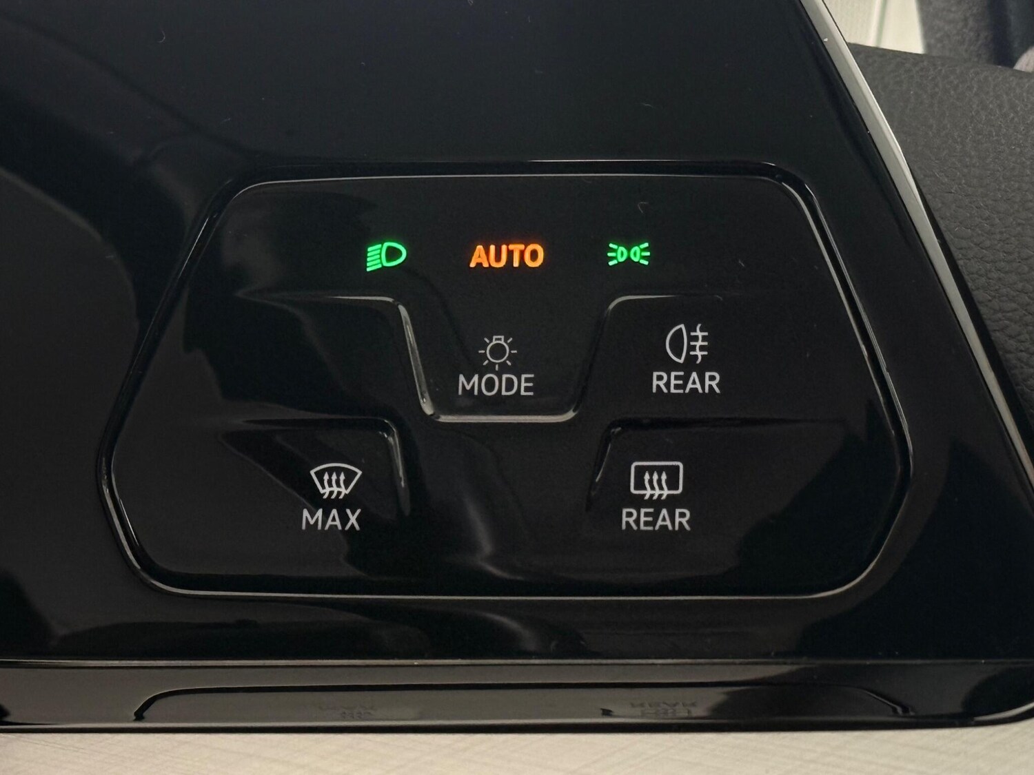 Used Volkswagen Golf 2020 for sale - 77441498: Photo 31