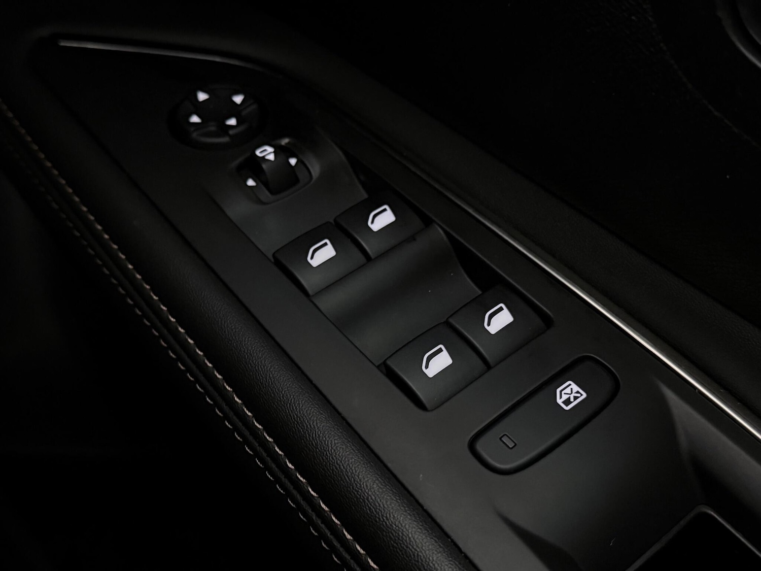 Used Peugeot 5008 2020 for sale - 77246989: Photo 31