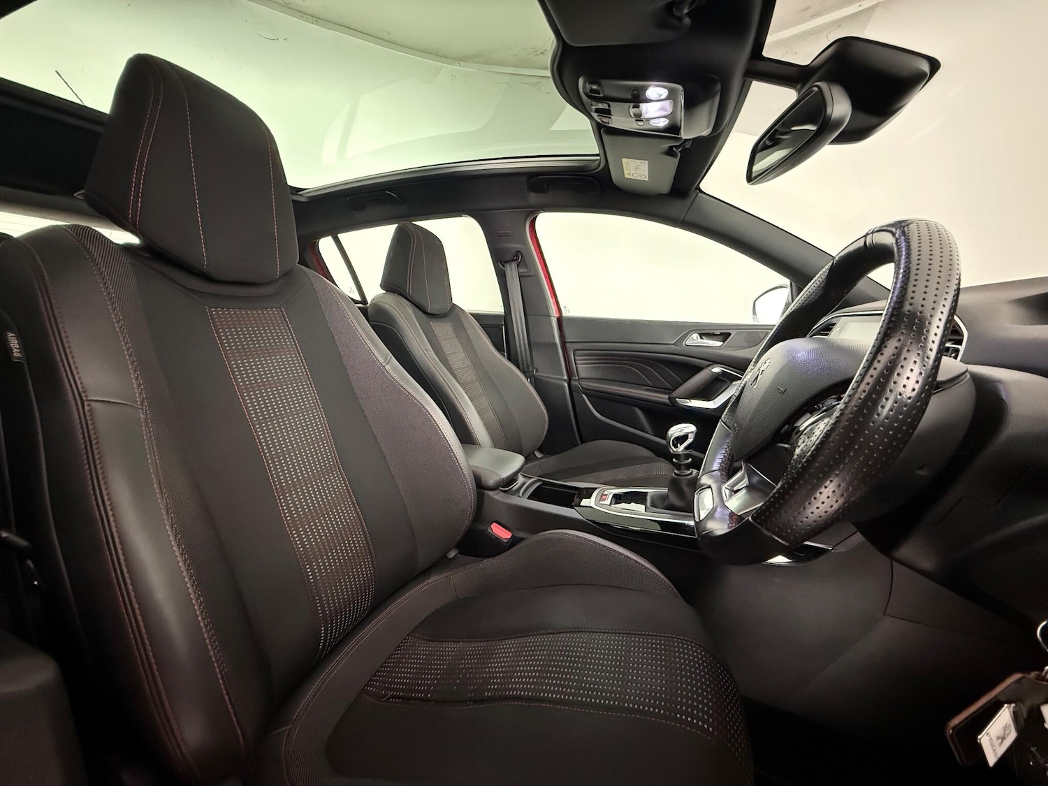 Used Peugeot 308 2018 for sale - 77246640: Photo 11