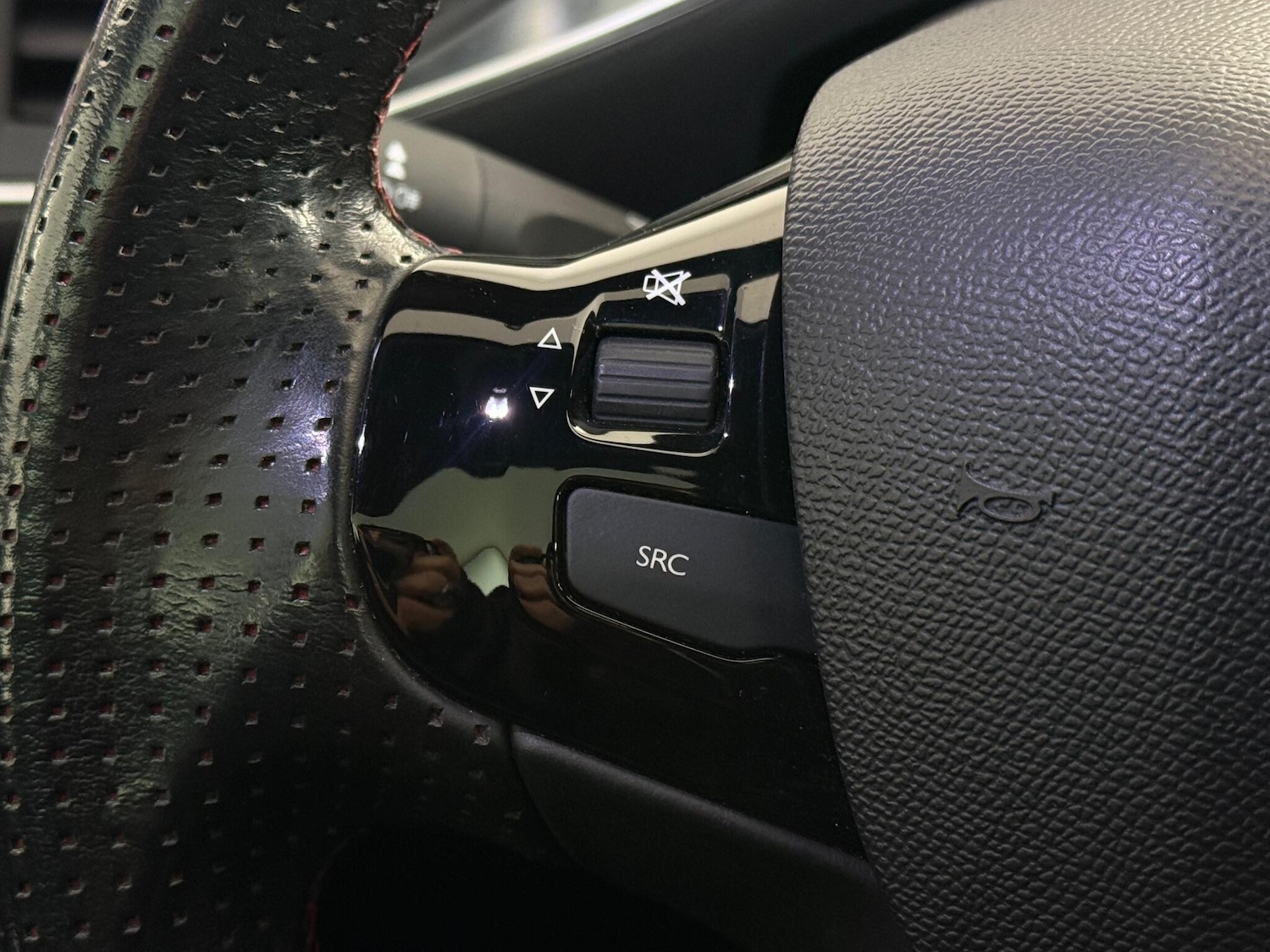 Used Peugeot 308 2018 for sale - 77246640: Photo 17