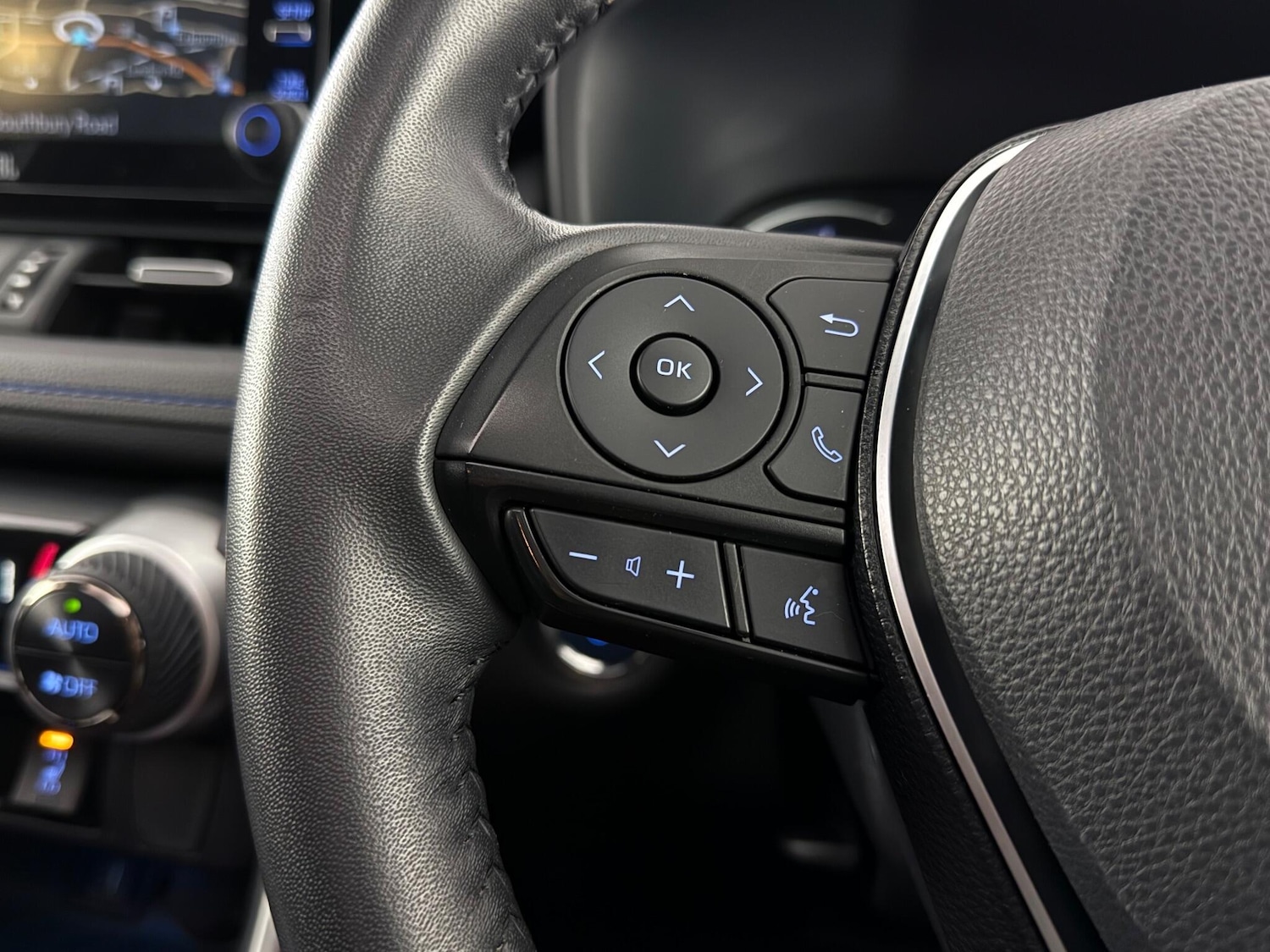 Used Toyota RAV4 2021 for sale - 77182704: Photo 21