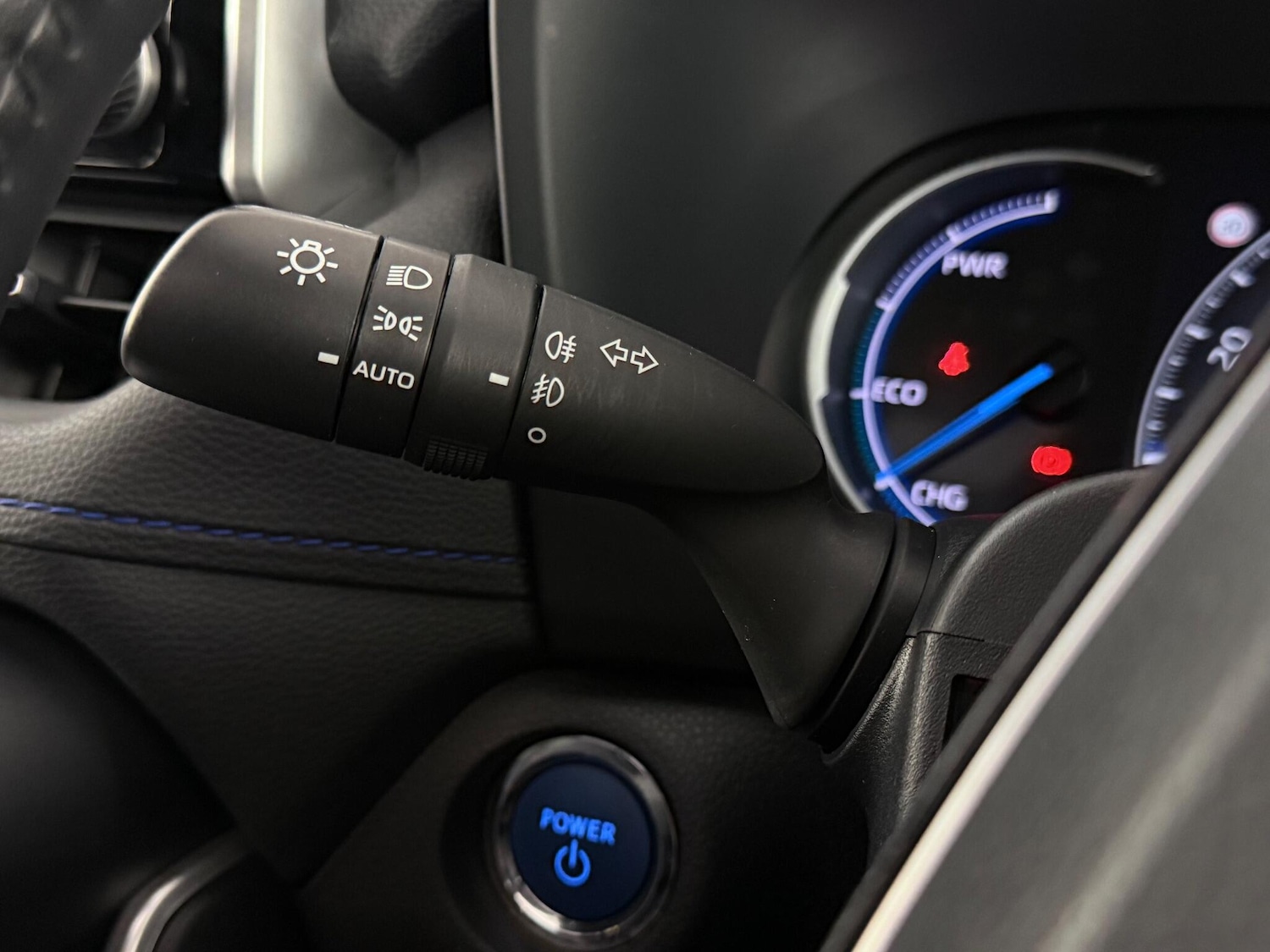 Used Toyota RAV4 2021 for sale - 77182704: Photo 23