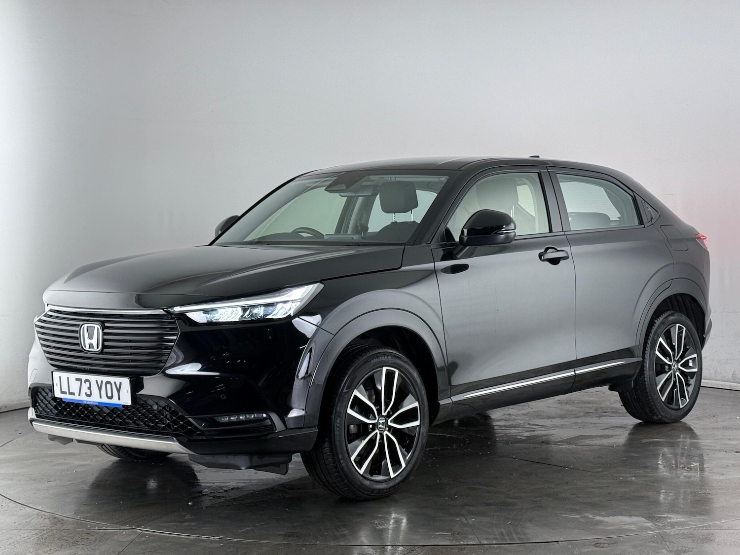 Used Honda HR-V 2023 for sale - 77222438: Photo 2