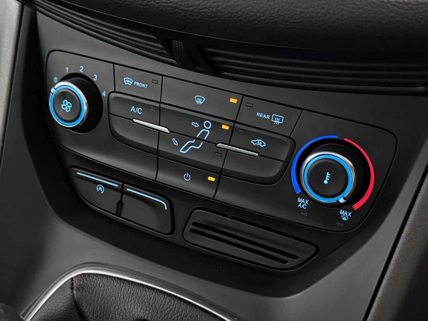 Used Ford C-Max 2016 for sale - 77216713: Photo 26