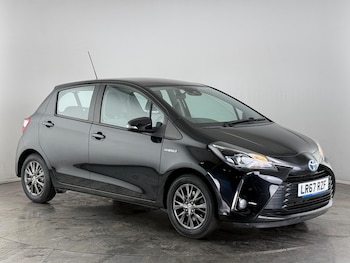 Used Toyota Yaris 2017 for sale - 77243116: Photo