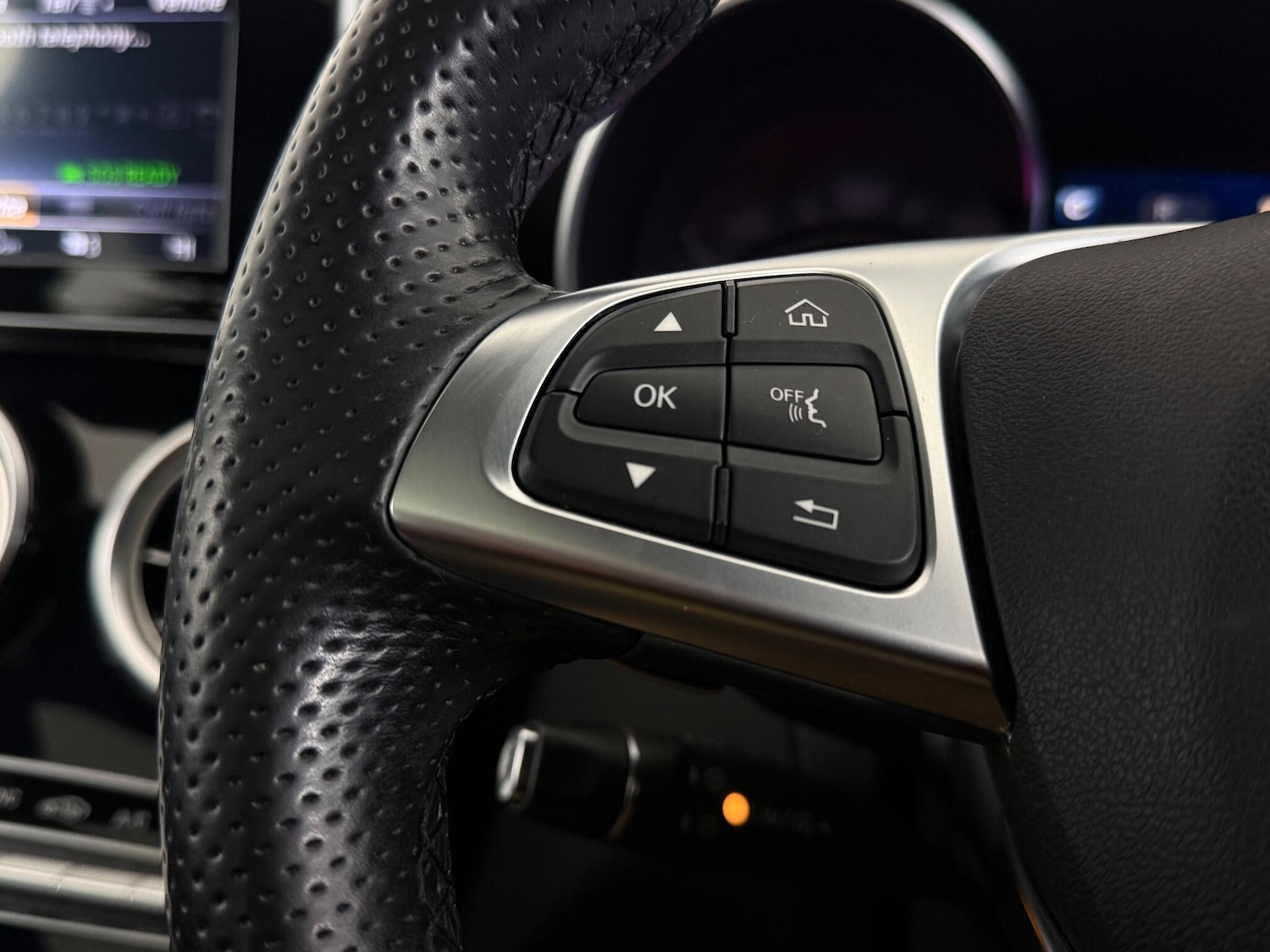 Used Mercedes-Benz C Class 2018 for sale - 77183157: Photo 14