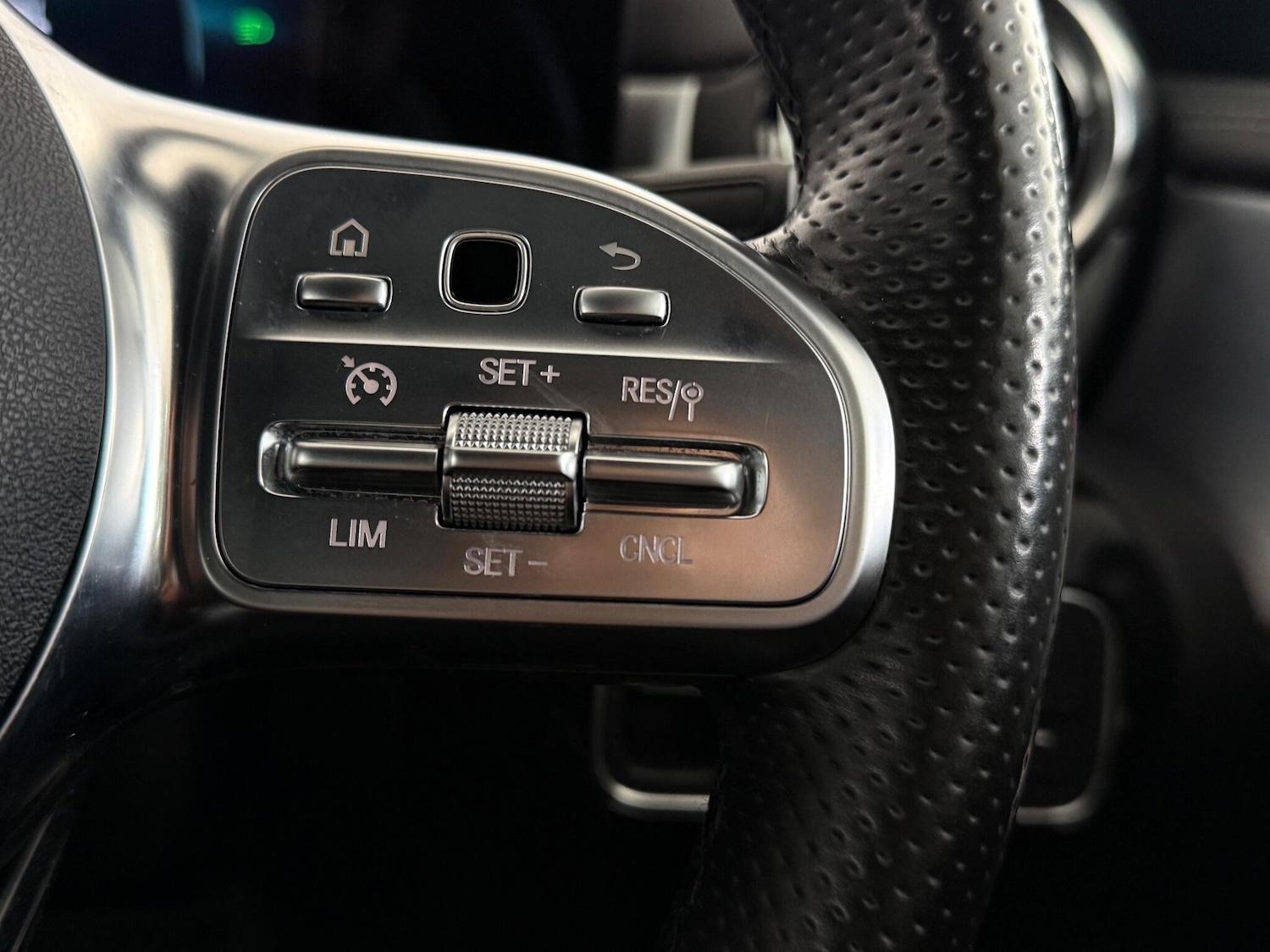 Used Mercedes-Benz CLA 2021 for sale - 76467438: Photo 24