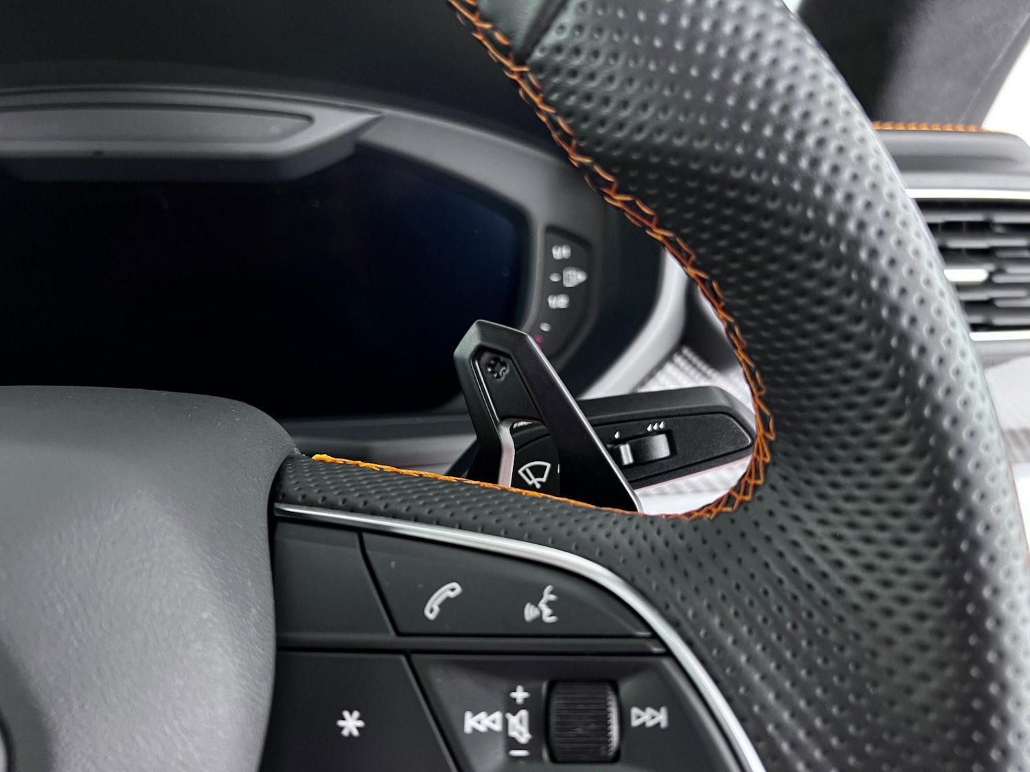 Used Lamborghini Urus 2020 for sale - 77260645: Photo 33