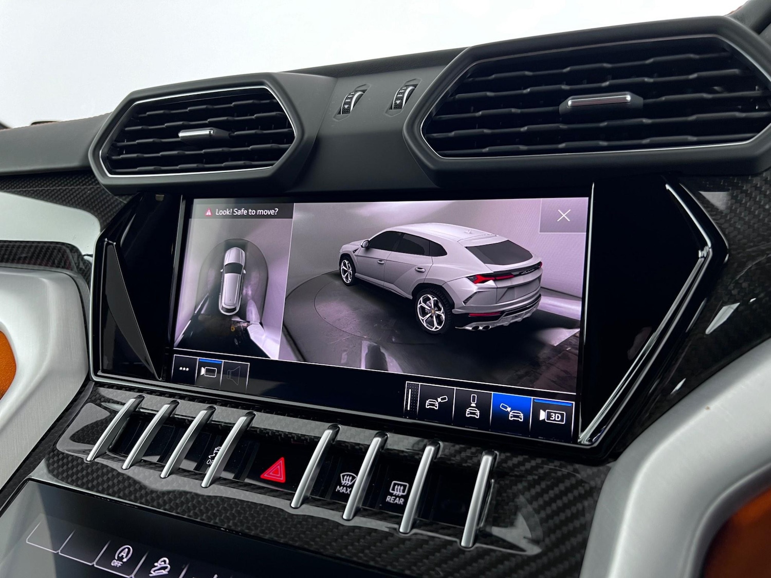 Used Lamborghini Urus 2020 for sale - 77260645: Photo 38