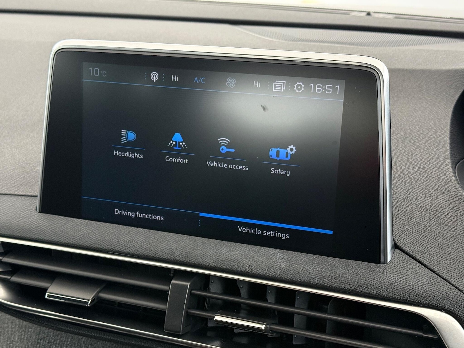 Used Peugeot 3008 2019 for sale - 77260271: Photo 29