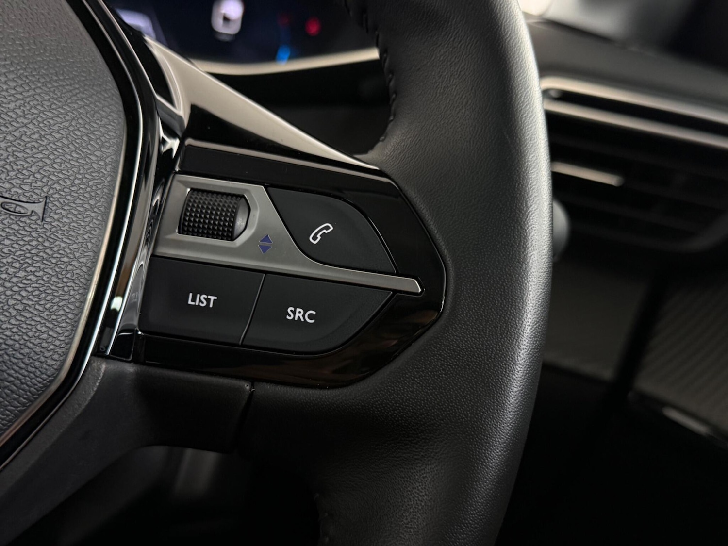 Used Peugeot 208 2023 for sale - 78063157: Photo 17