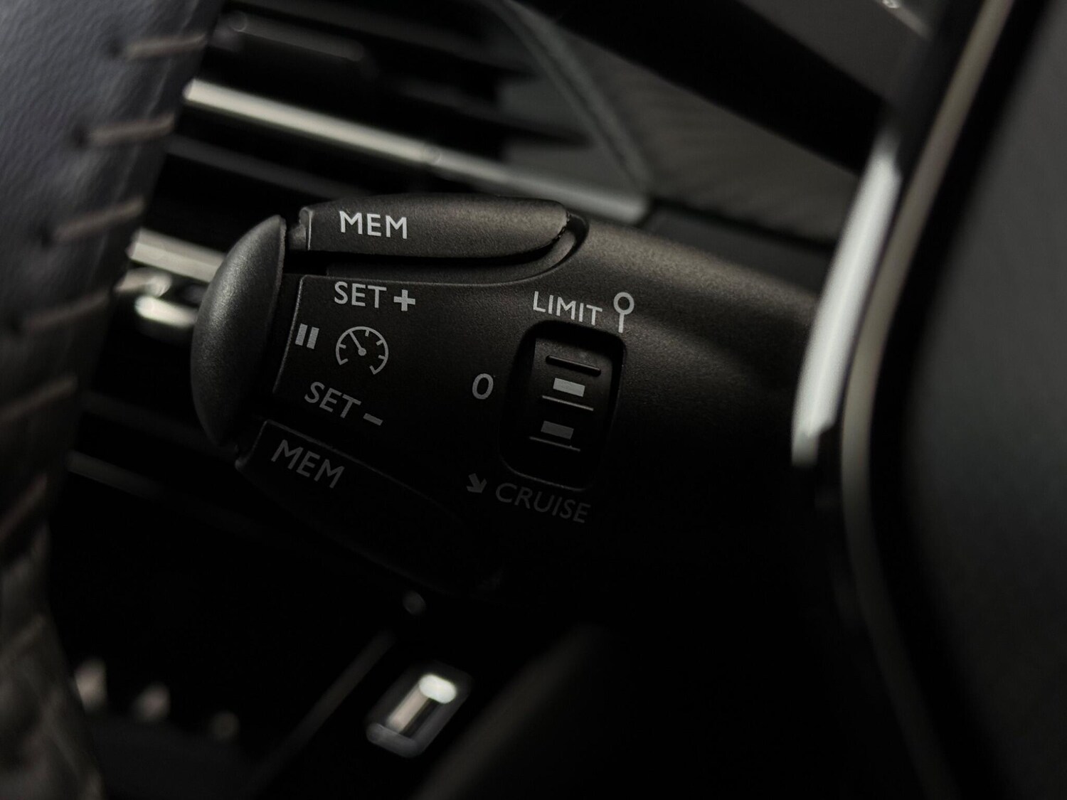 Used Peugeot 208 2023 for sale - 78063157: Photo 20