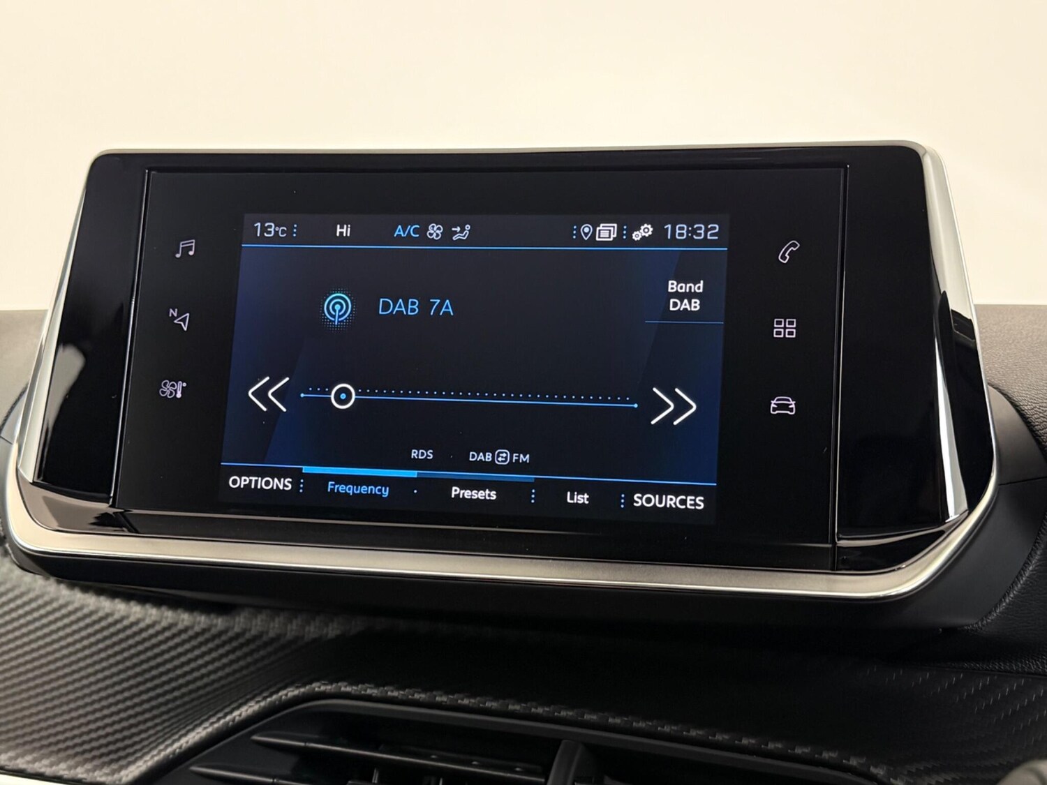 Used Peugeot 208 2023 for sale - 78063157: Photo 25