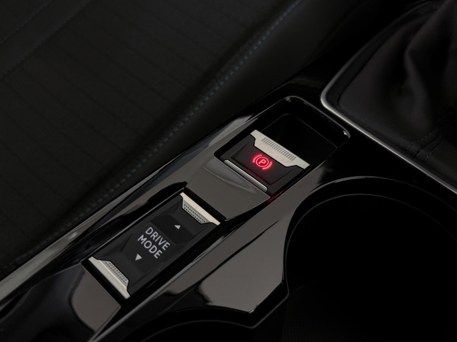 Used Peugeot 208 2023 for sale - 78063157: Photo 32