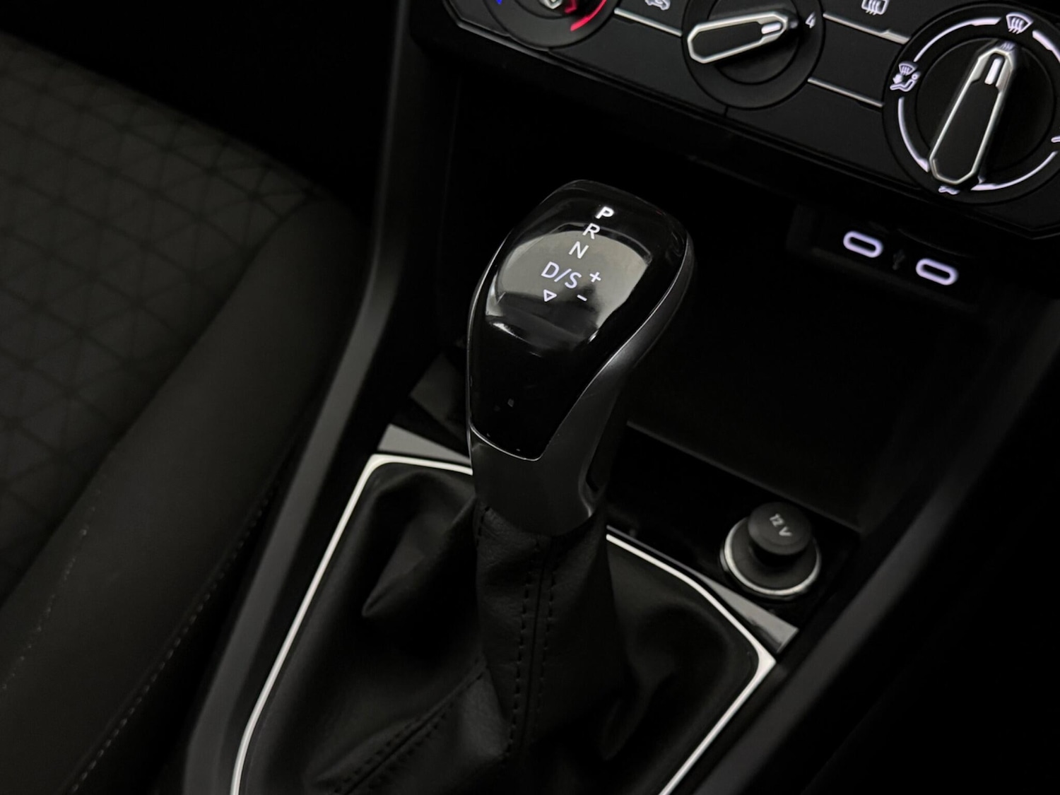 Used Volkswagen T-Cross 2022 for sale - 77441550: Photo 30