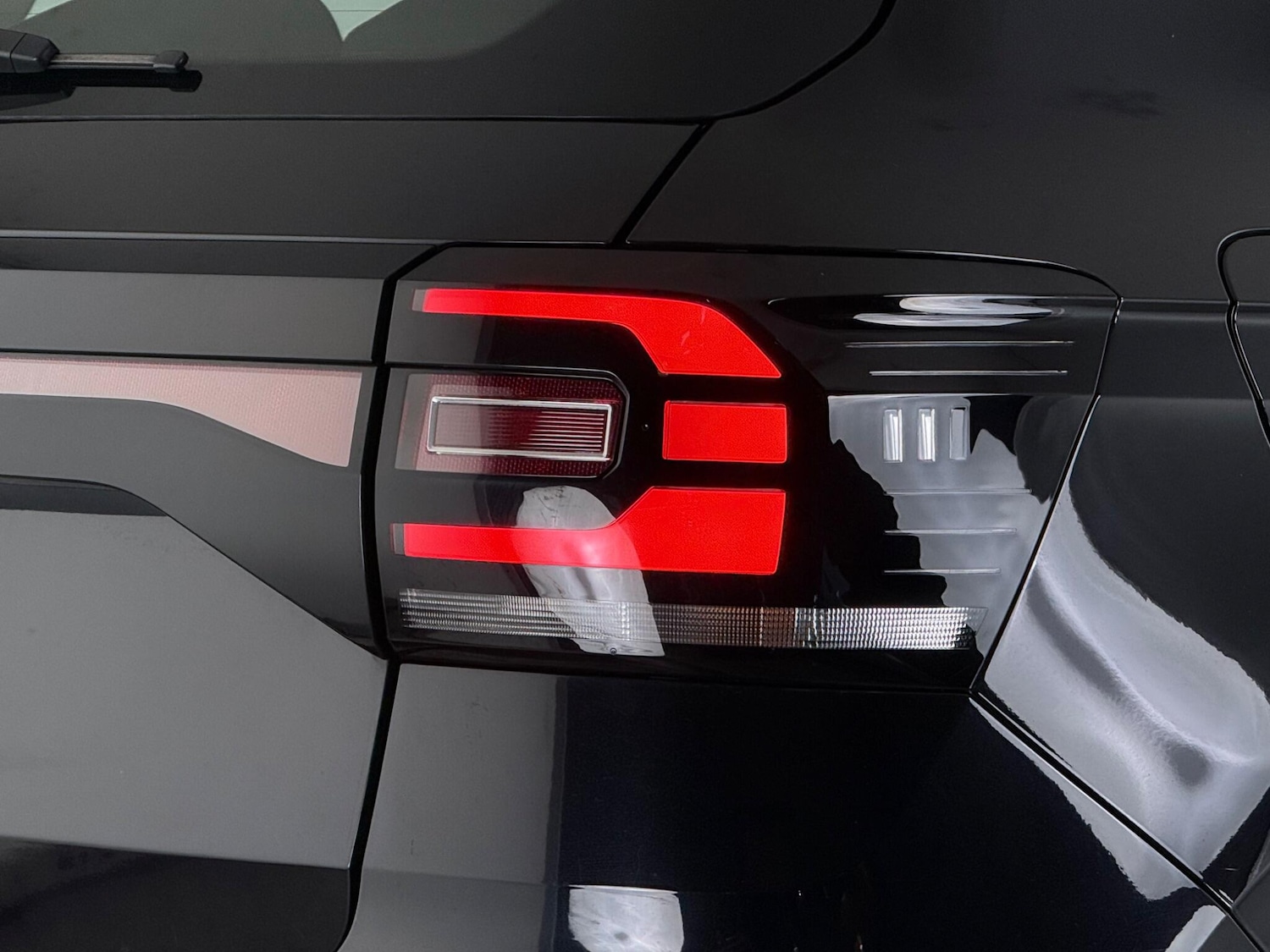 Used Volkswagen T-Cross 2022 for sale - 77441550: Photo 8