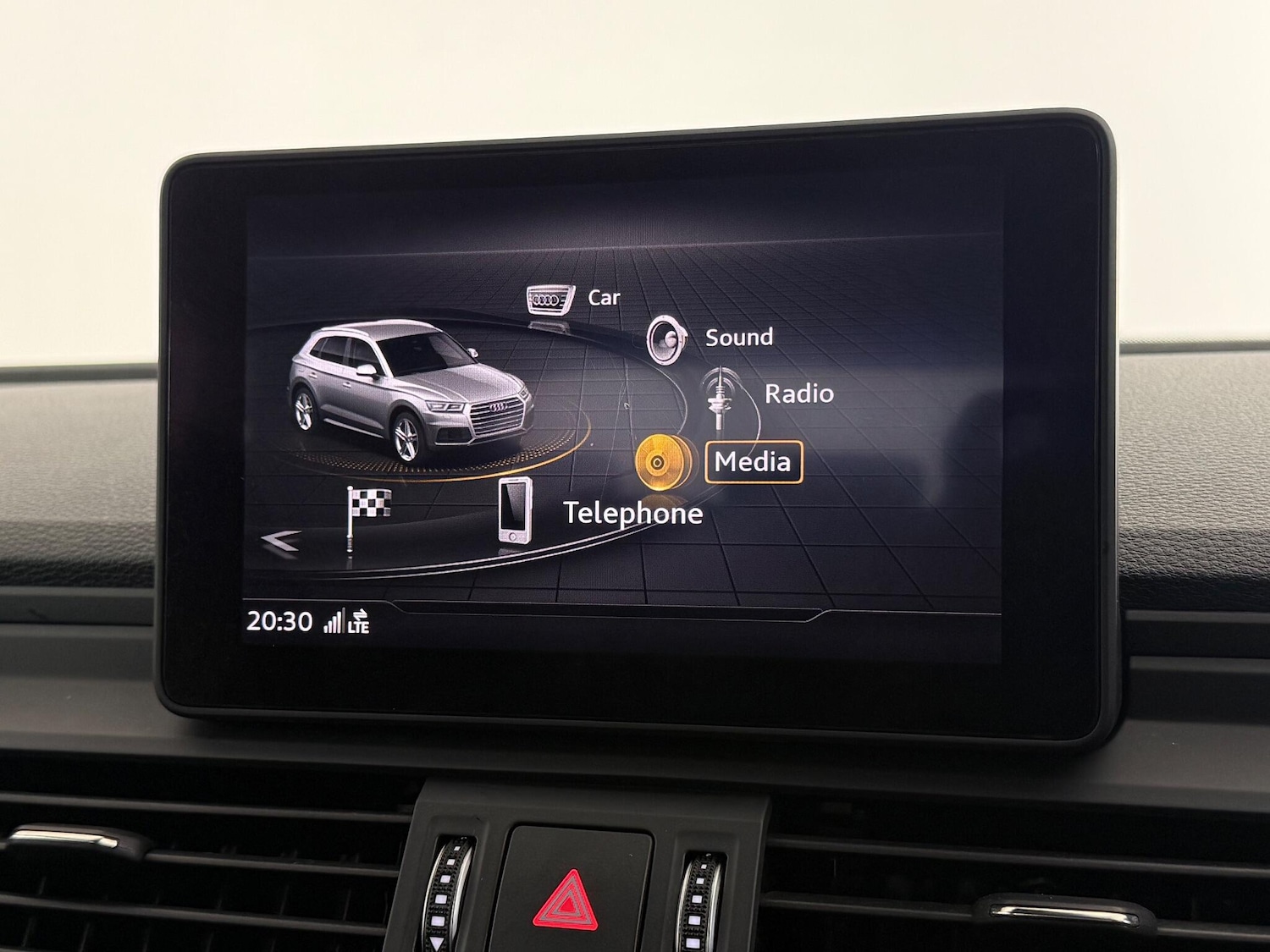 Used Audi Q5 2018 for sale - 76466710: Photo 38