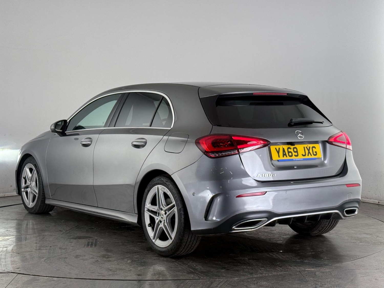 Used Mercedes-Benz A-Class 2019 for sale - 77626368: Photo 4