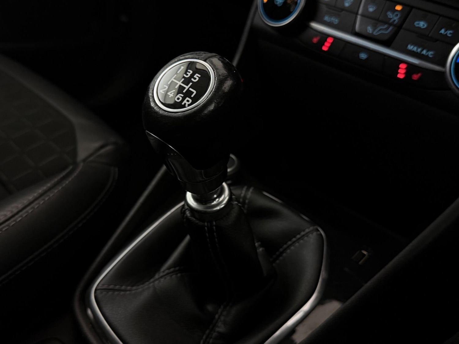 Used Ford Fiesta 2019 for sale - 77260604: Photo 31