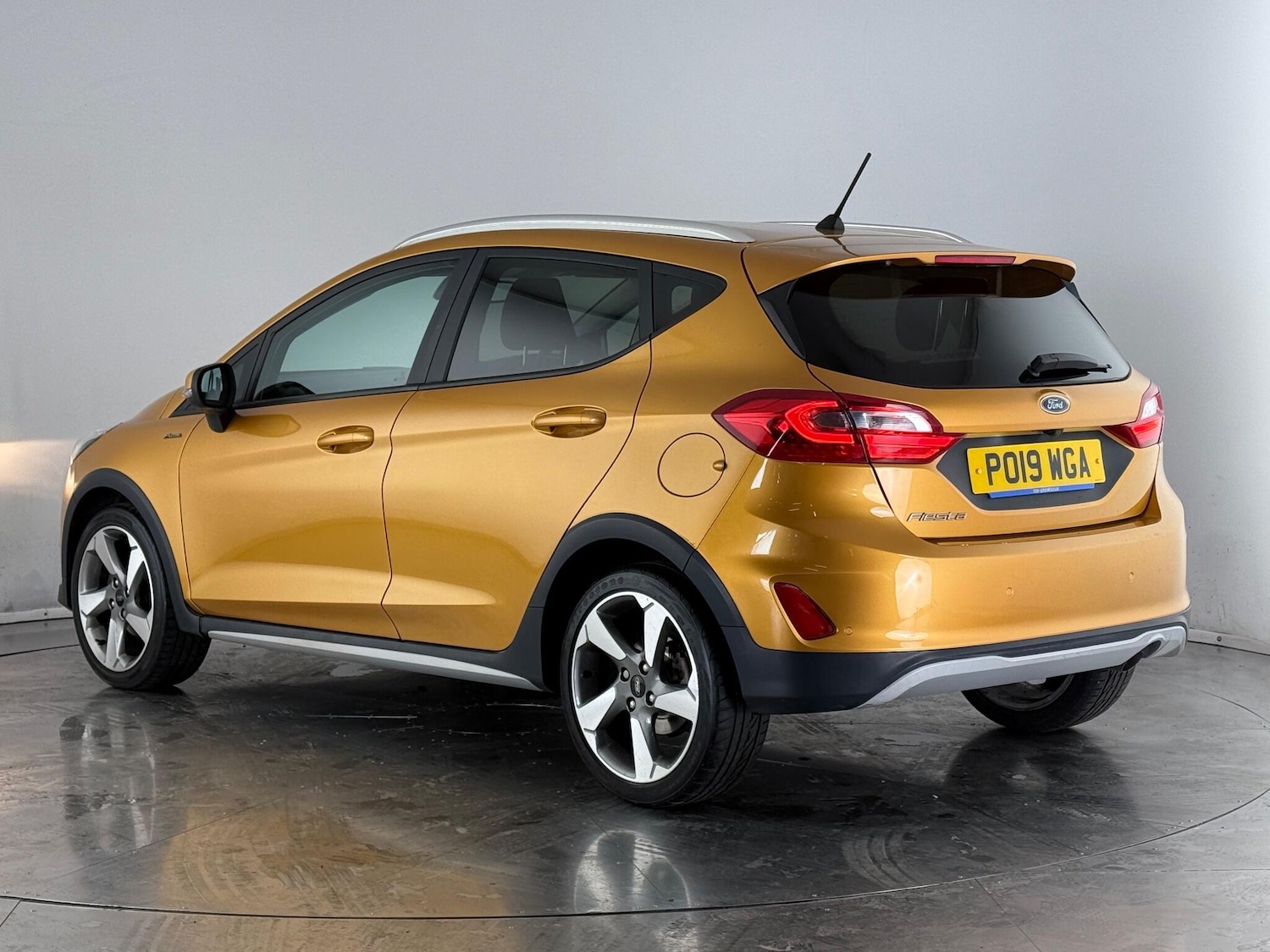 Used Ford Fiesta 2019 for sale - 77260604: Photo 4