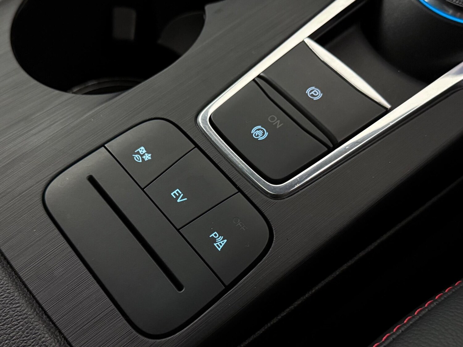 Used Ford Kuga 2023 for sale - 76538765: Photo 41