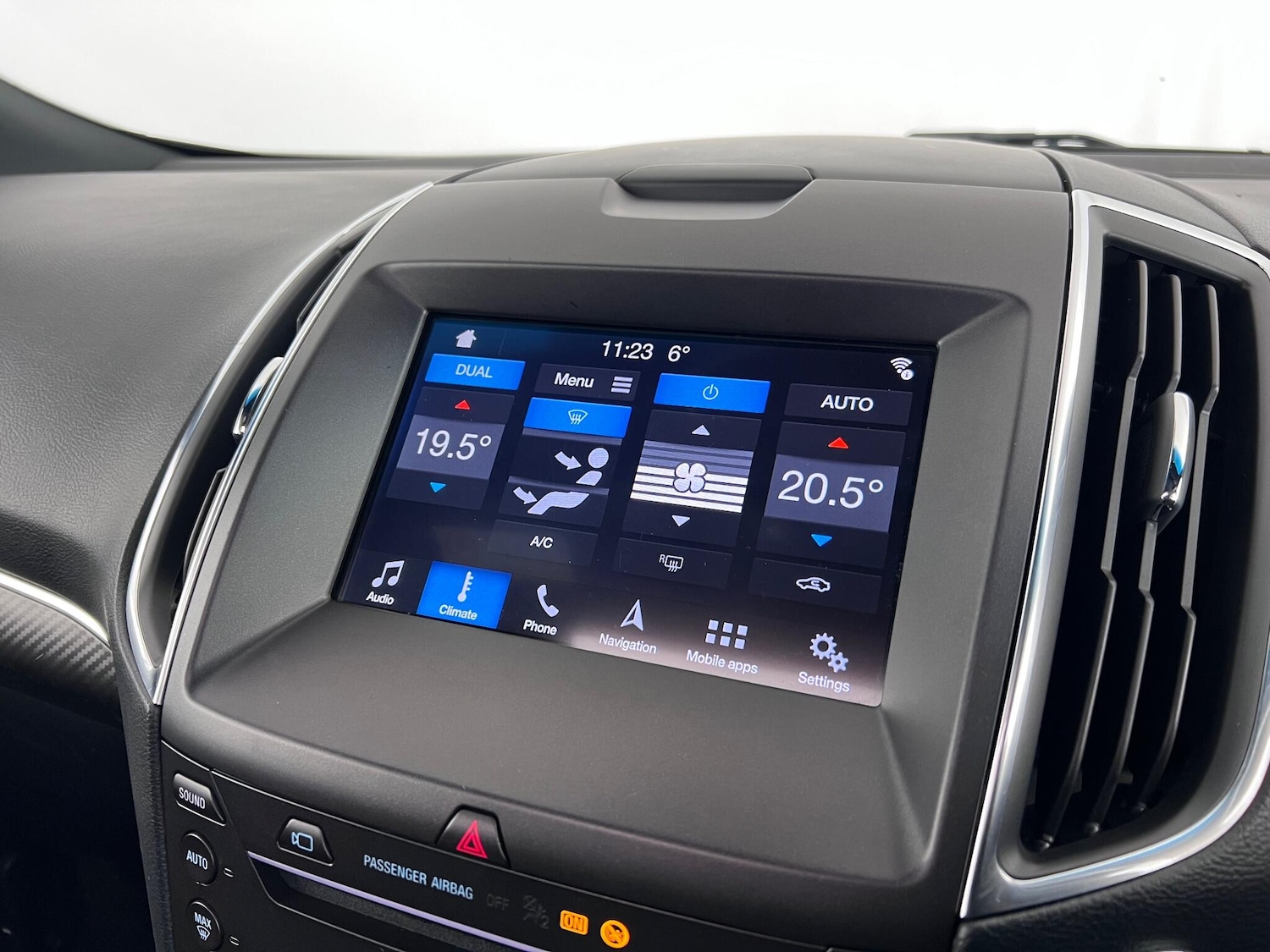 Used Ford Edge 2019 for sale - 77109901: Photo 39