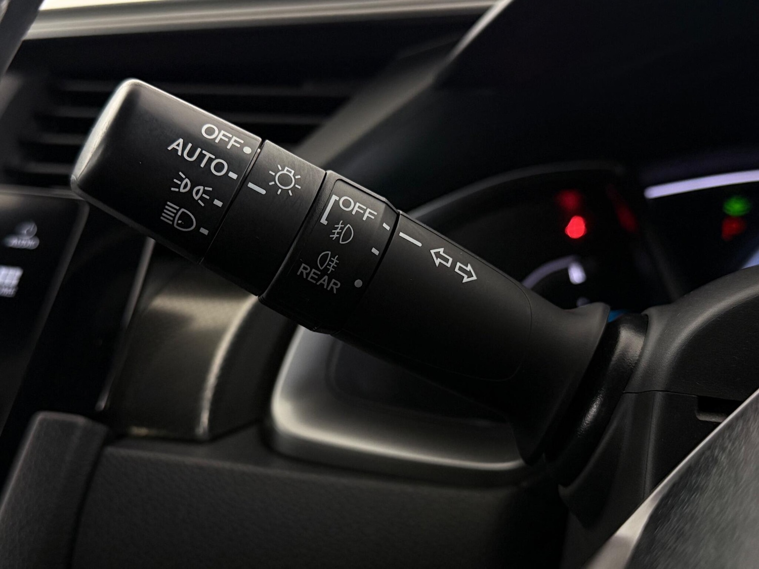 Used Honda Civic 2019 for sale - 77222793: Photo 18