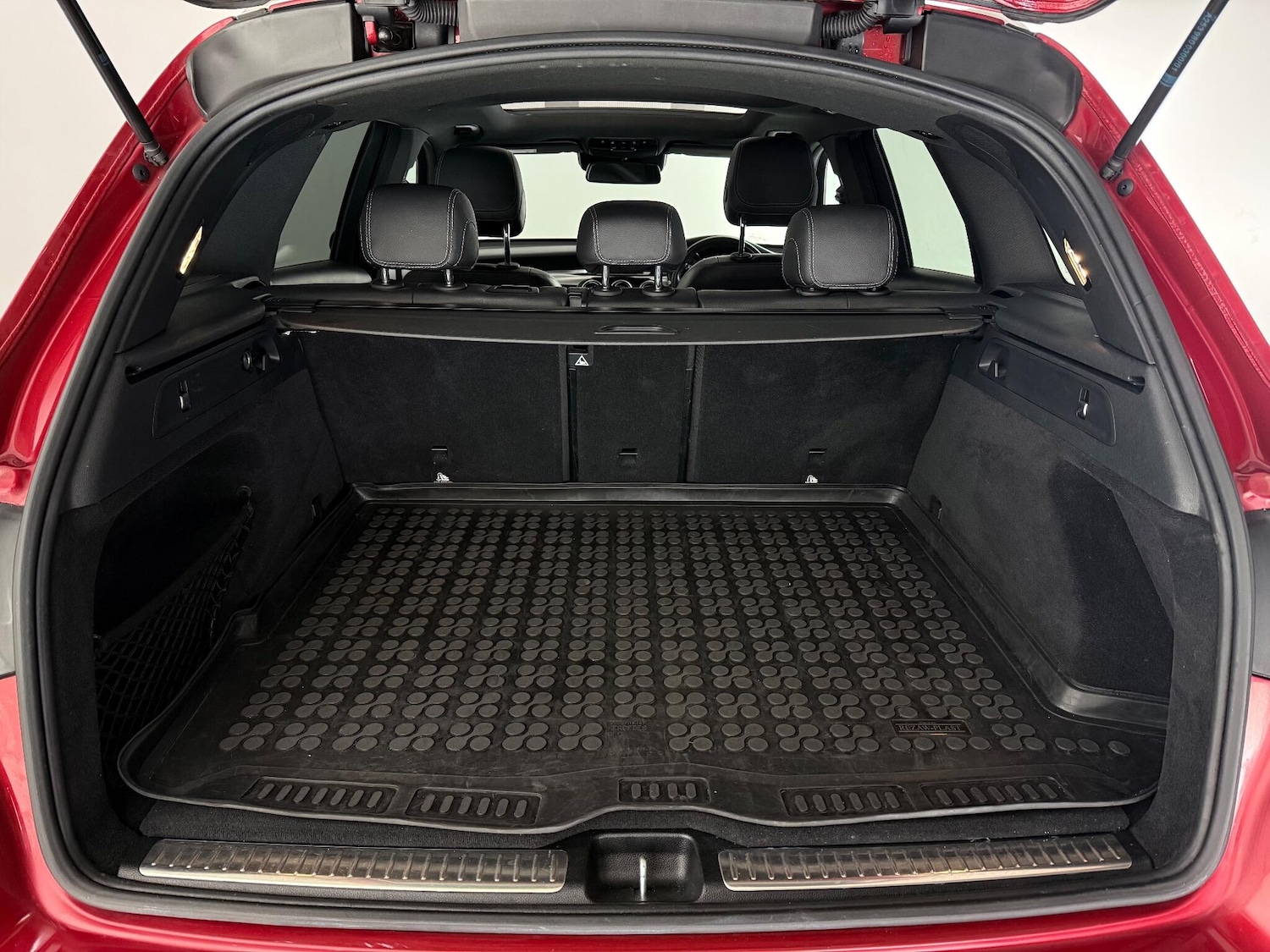 Used Mercedes-Benz GLC 2018 for sale - 77221804: Photo 10