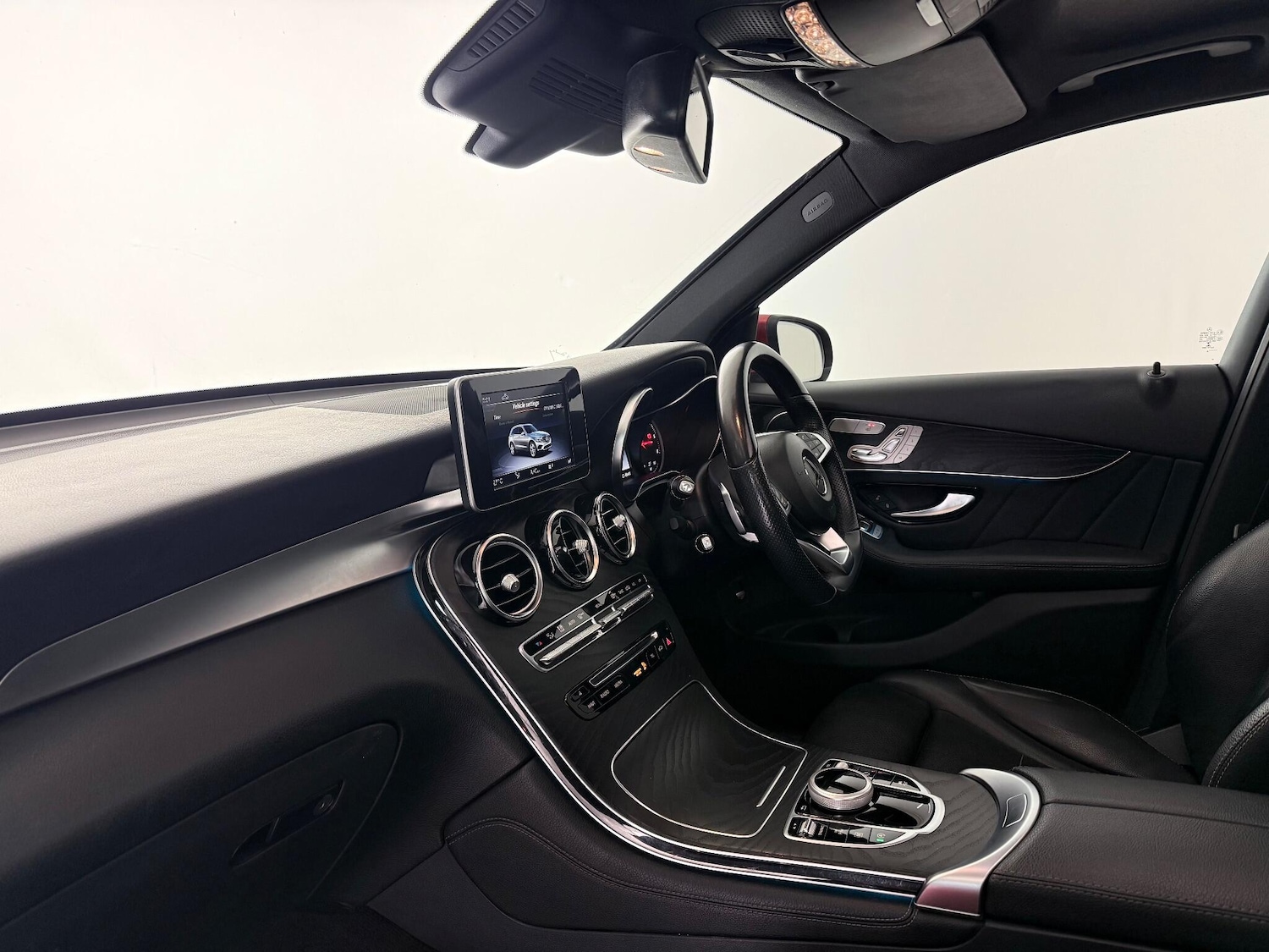 Used Mercedes-Benz GLC 2018 for sale - 77221804: Photo 14