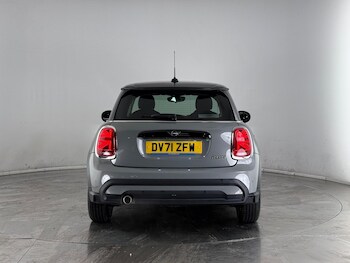 Used MINI Hatch 2021 for sale - 77260182: Photo
