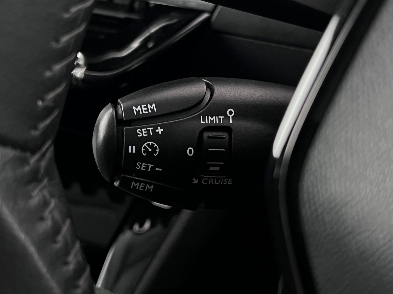 Used Peugeot 2008 2021 for sale - 78035230: Photo 20