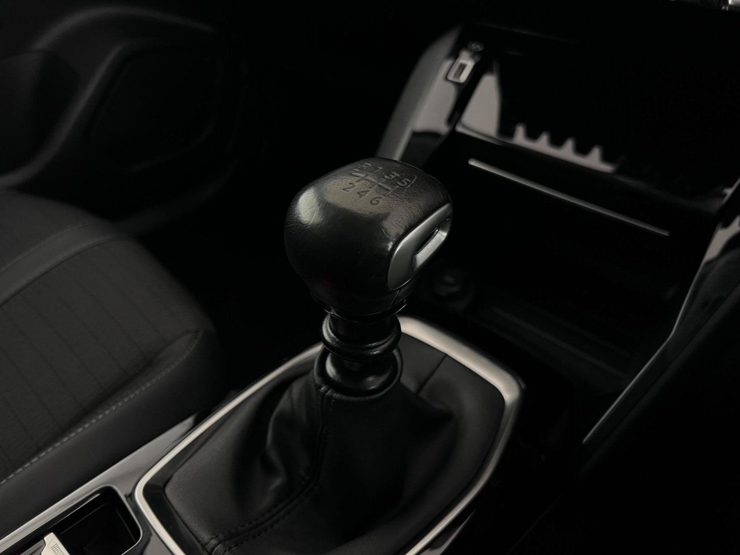 Used Peugeot 2008 2021 for sale - 78035230: Photo 33