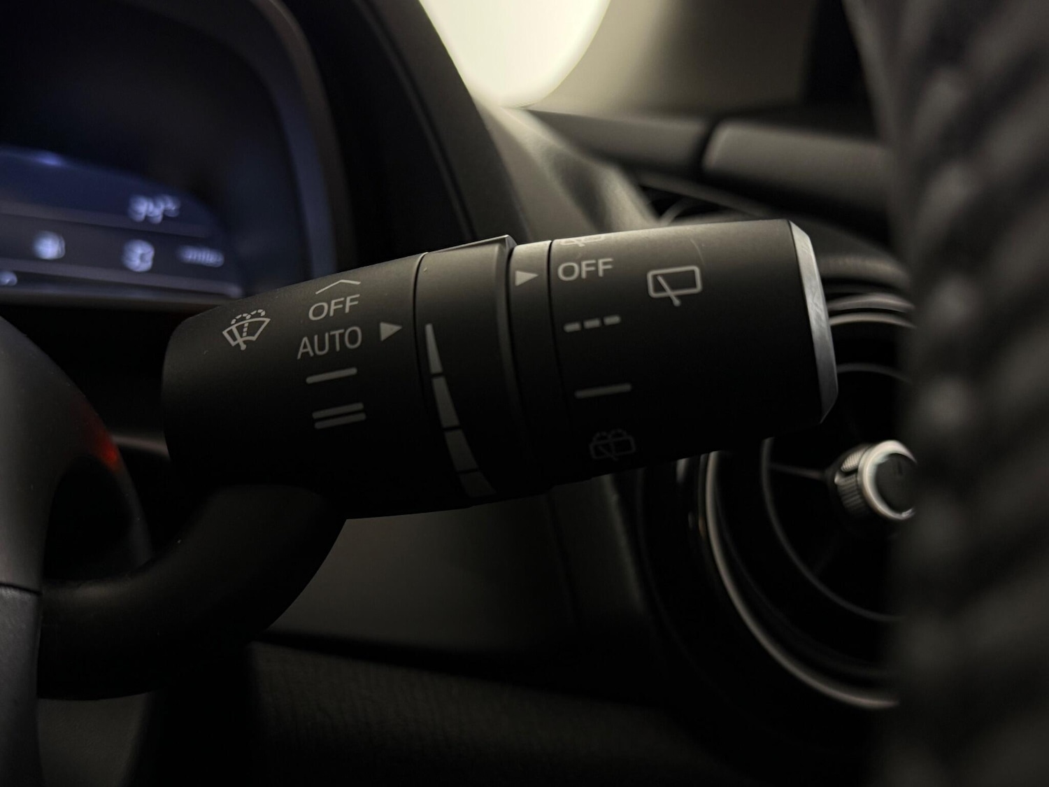 Used Mazda Mazda2 2016 for sale - 77259630: Photo 20