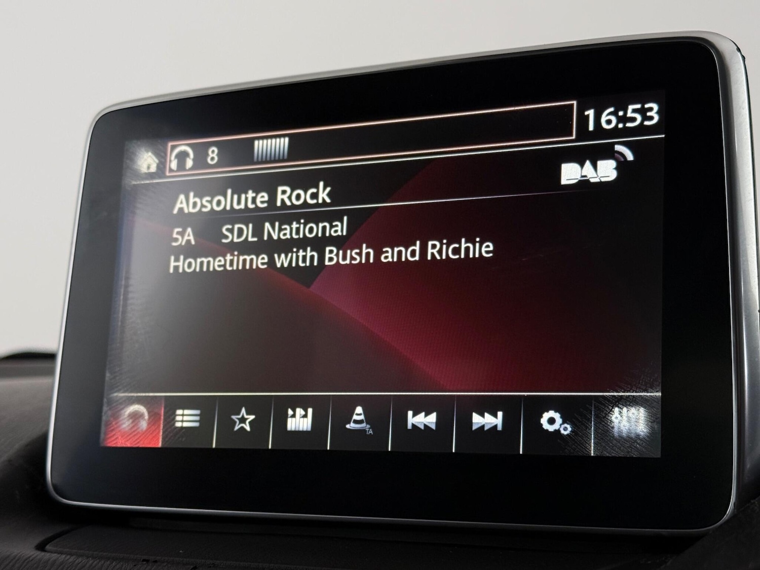 Used Mazda Mazda2 2016 for sale - 77259630: Photo 24