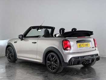 Used MINI Convertible 2022 for sale - 77246319: Photo