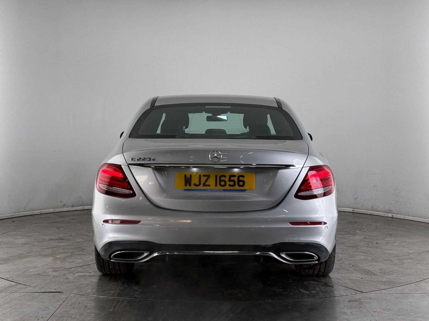 Used Mercedes-Benz E Class 2016 for sale - 77182815: Photo 5